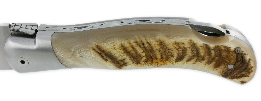Laguiole Couteau Laguiole De Chasse Arbalète Manche Croute De Bélier Blond Finition Brossée 12cm