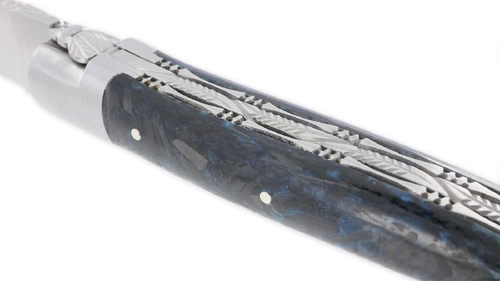 Laguiole Couteau Laguiole En Aubrac 1 Pièce 12 Cm Double Platines Carbone Pailleté Bleu Nacré 2 Mitres Inox Brossé Lame Inox Brossé Num4