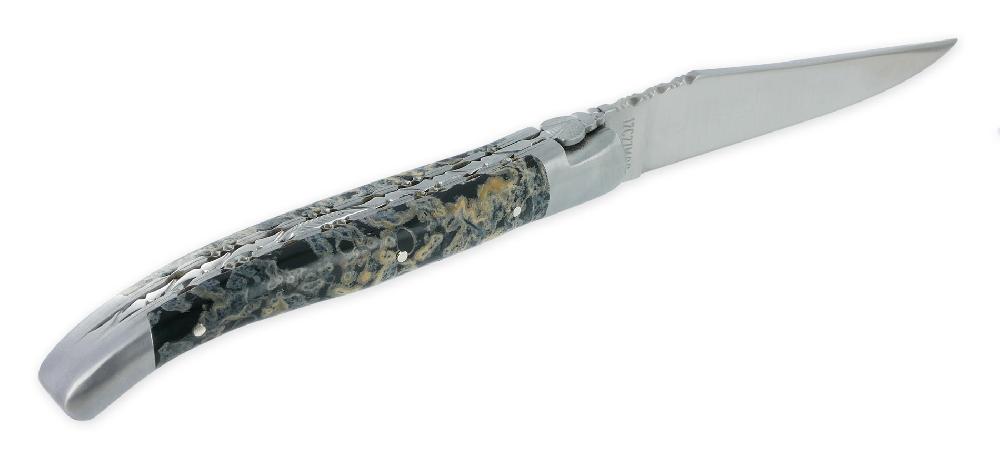 Laguiole Couteau Laguiole En Aubrac 1 Pièce 12 Cm Double Platines Et Ressort Guillochés Manche En Pierre De Lave Noire 2 Mitres Inox Brossé Lame Inox Brossé