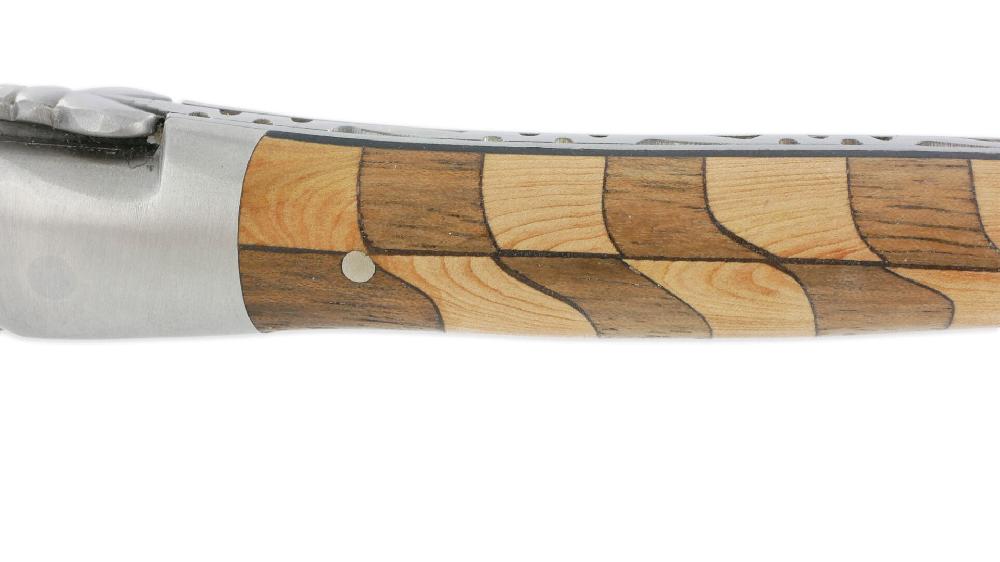 Laguiole Couteau Laguiole En Aubrac 1 Pièce 12 Cm Manche Damier Noyer Et Genevrier 2 Mitres Inox Brossé