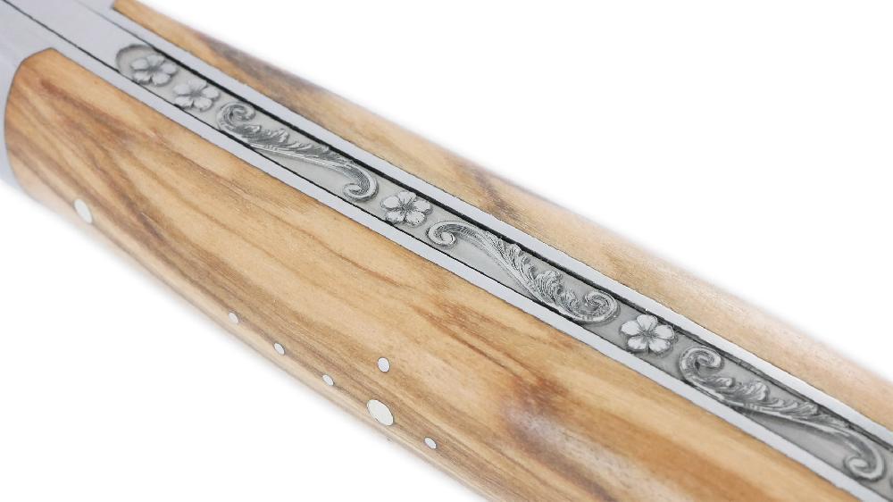 Laguiole Couteau Laguiole En Aubrac 1 Pièce 12 Cm Manche Olivier Ressort Gravé Mouche Forgée Prestige Tête De Mort 2 Mitres Inox Brossé