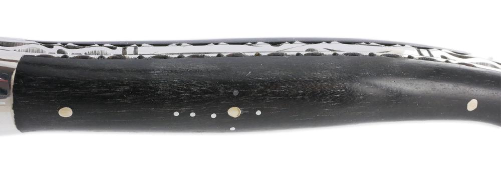 Laguiole Couteau Laguiole En Aubrac 1 Pièce 12cm Ebène 2 Mitres Inox Brillant Platines Et Ressort Guillochés Finition Brillante
