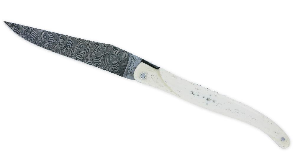 Laguiole Couteau Laguiole En Aubrac 1 Pièce 12cm Plein Manche Os Platines Perlées Ressort Guilloché Lame Damas Balbach Mouche Prestige N°12