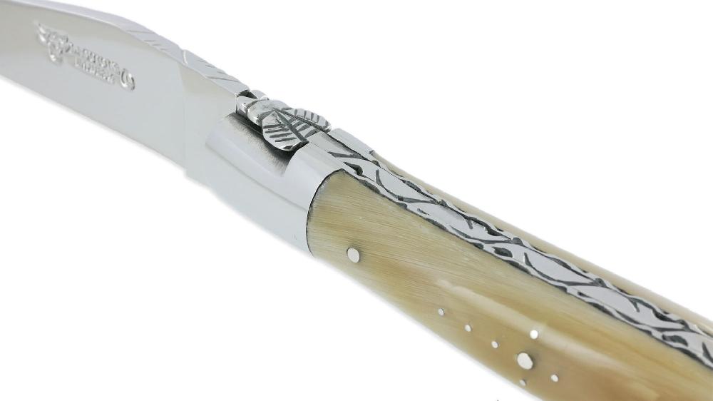 Laguiole Couteau Laguiole En Aubrac 1 Pièce 12cm Pointe De Corne 2 Mitres Inox Brillant Platines Et Ressort Guillochés Finition Brillante