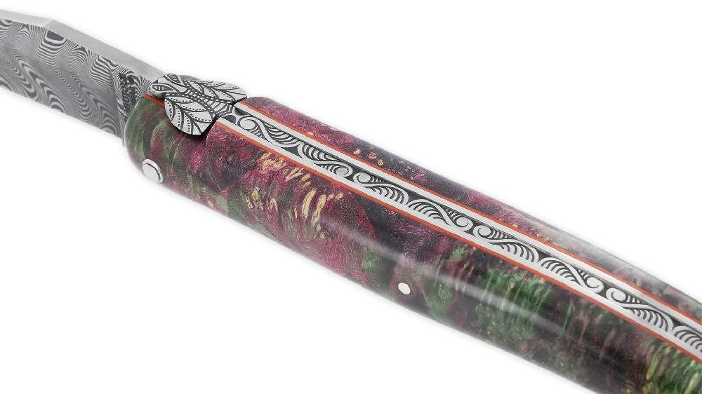 Laguiole Couteau Laguiole En Aubrac Prestige 1 Pièce 12 Cm Ressort Guilloché Manche En Loupe De Sureau Violet Vert Finition Brossée Mouche Prestige Lame Damas PIECE UNIQUE