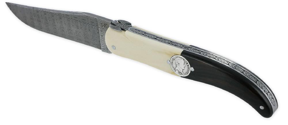 Laguiole Couteau Laguiole Prestige Créateur 1 Pièce 15 Cm Incrustation Monnaie Napoléon Plein Manche Bi Matière Ivoire De Mammouth Et Ebène Lame Damas Mouche Prestige Aigle Impérial Pièce Unique