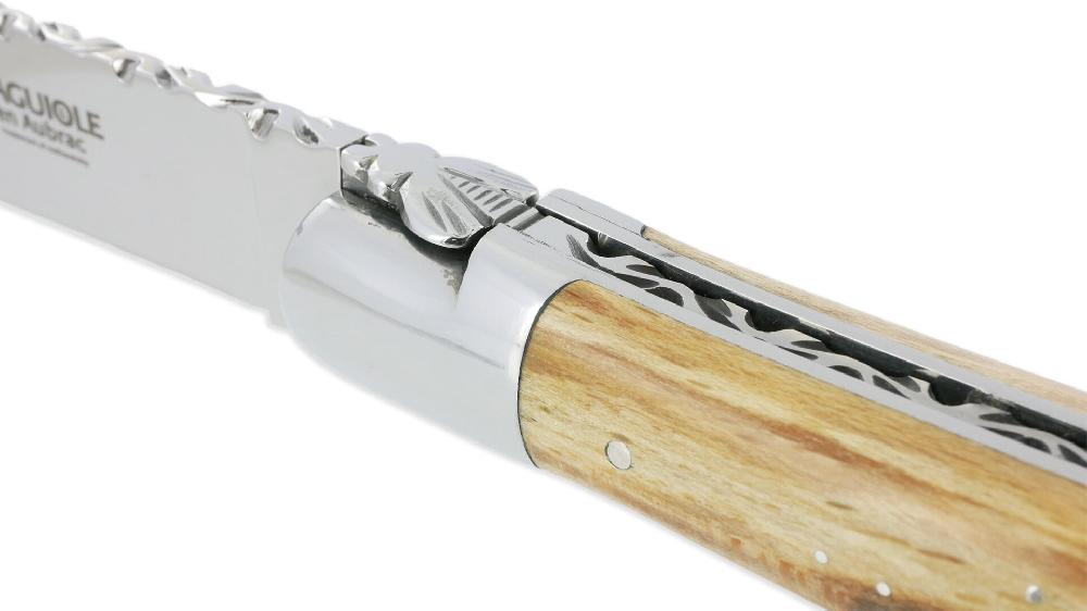 Laguiole Laguiole En Aubrac Crocus 1 Piece 12 Cm Aubrac Wood 1 Shiny Stainless Steel Bolster