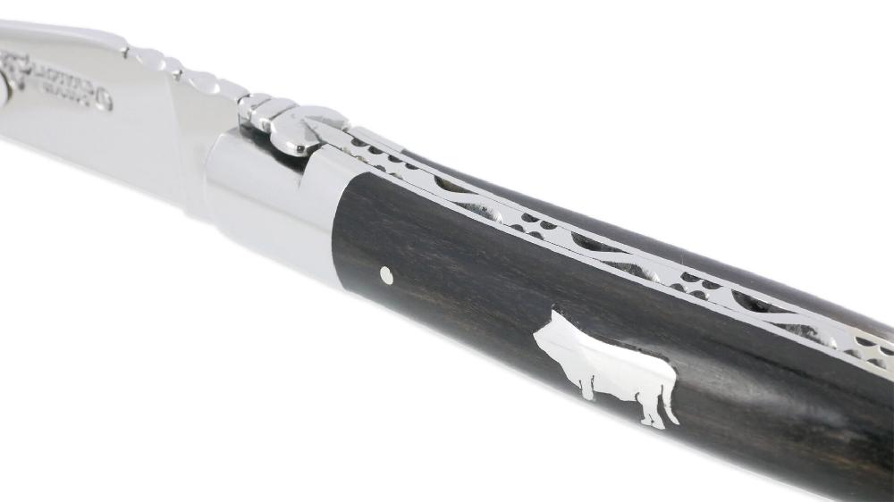 Laguiole Laguiole En Aubrac Knife 1 Piece 12 Cm Ebony Handle And Bull Marquetry In Tin 2 Shiny Stainless Steel Bolsters