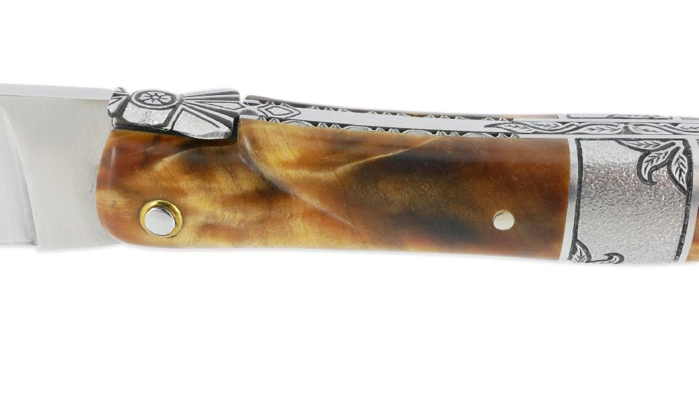 Laguiole Laguiole En Aubrac Knife 1 Piece 12 Cm Full Handle In Poplar Burr Chiselled Central Bolster In Brushed Stainless Steel