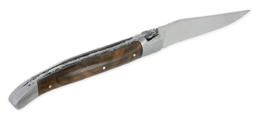 Laguiole Laguiole En Aubrac Knife 1 Piece 12cm Walnut Burr Handle 2 Brushed Stainless Steel Bolsters Spring And Hand-guilloché Plates Prestige Fly