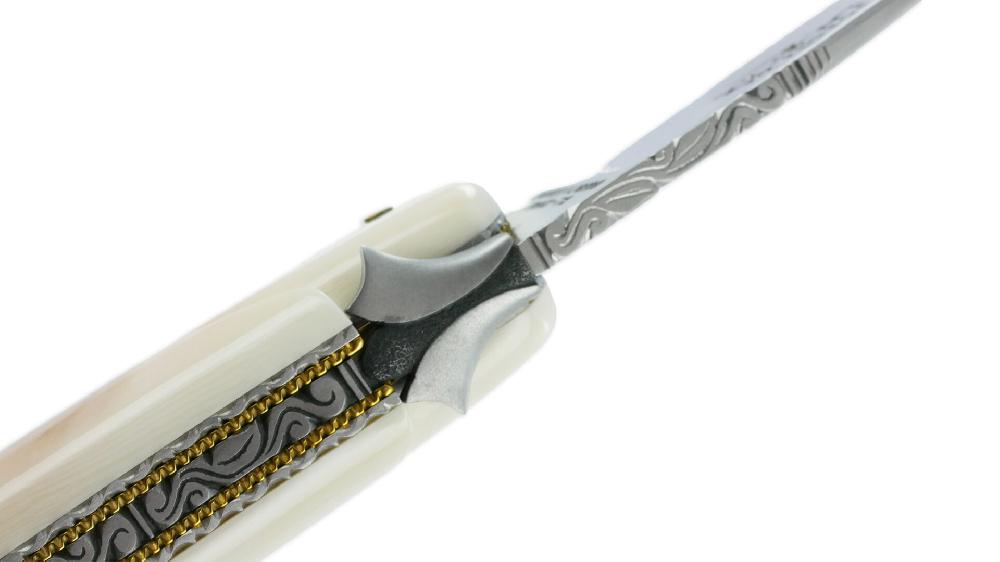 laguiole Prestige knife Forge de Laguiole Rambaud Warthog handle Damascus rear bolster Double plates Brushed finish