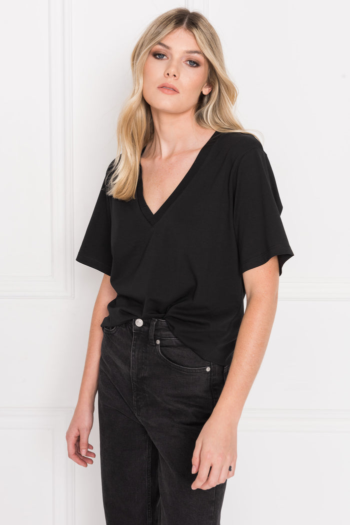 Lamarque CECILIA T-shirt Décolleté Plongeant Noir
