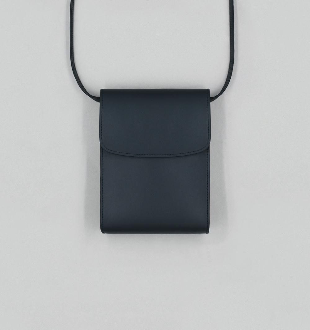 laperruque Pochette à RabatVeau à Double Tannage Noir