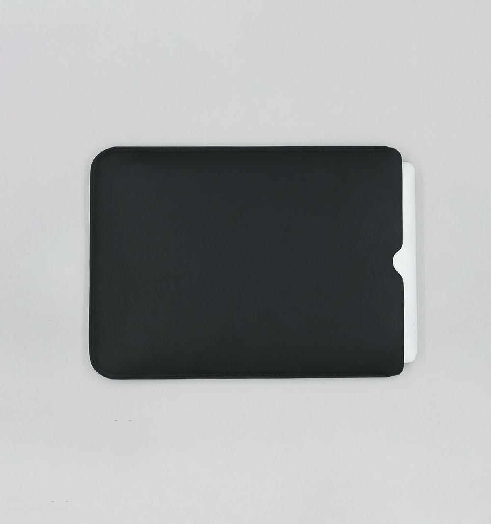 Laperruque Pochette D'ordinateur Plate 13"Veau à Double Tannage Noir