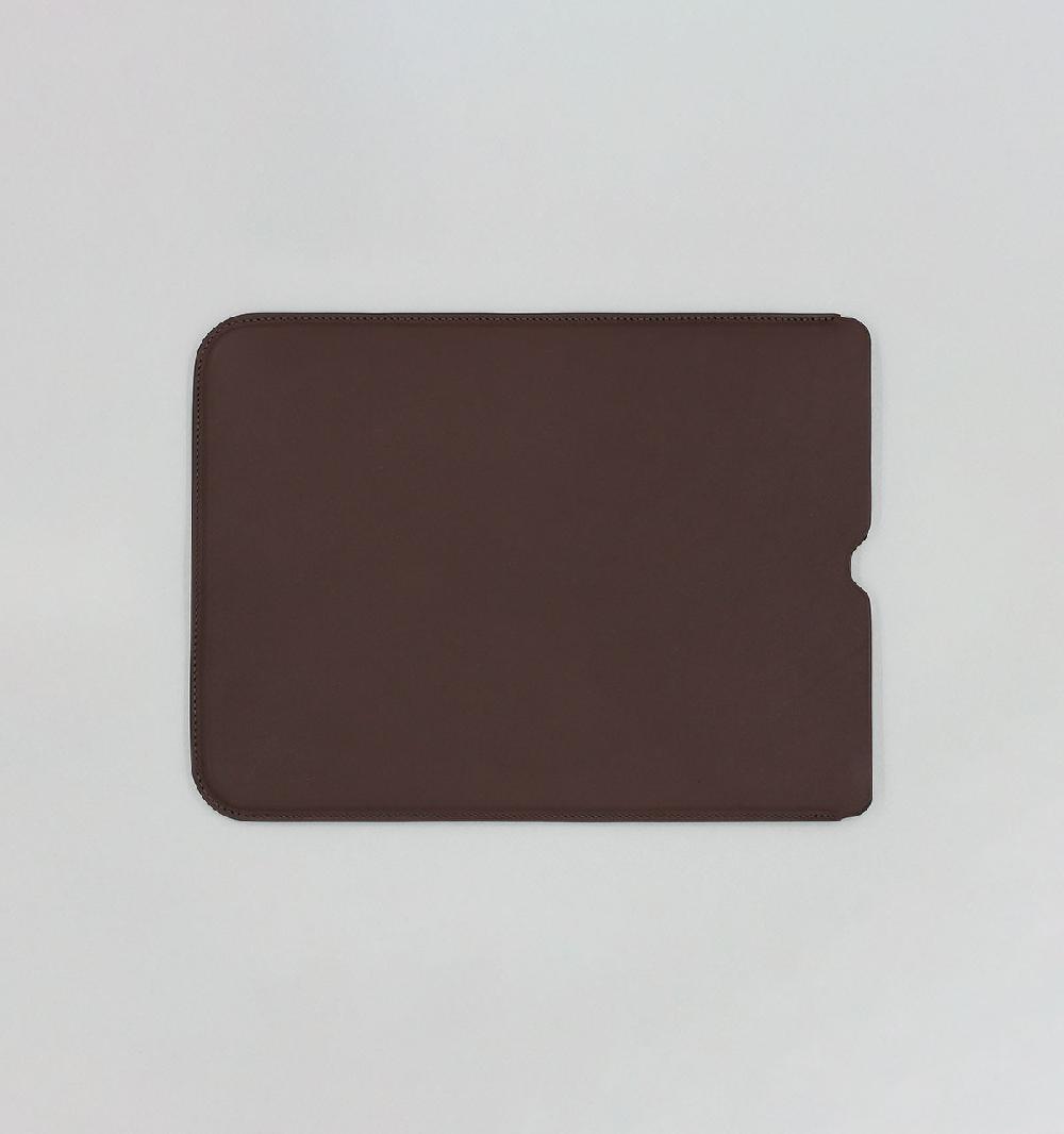 laperruque Pochette d'ordinateur plate 13"Veau à Double Tannage Chocolat