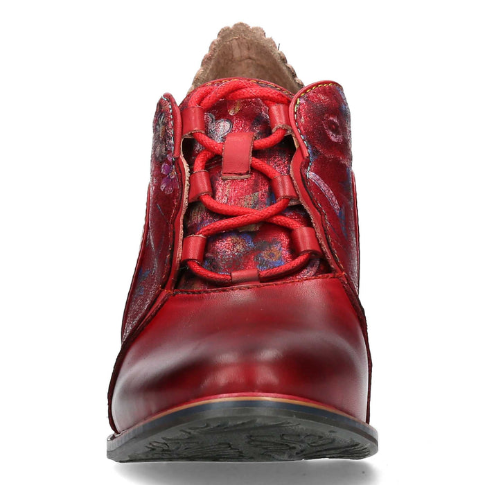 Laura Vita Derbies - GECEKO 13