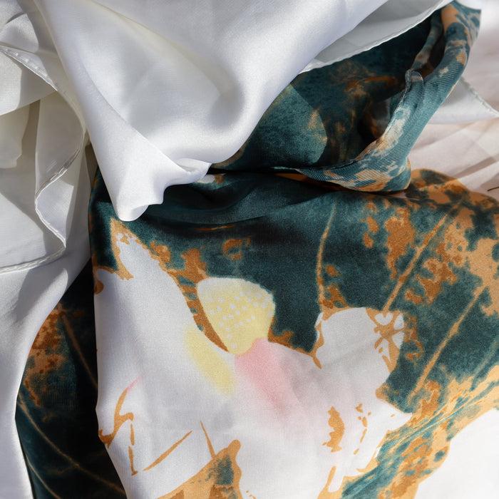 Laura Vita Foulard Lotus