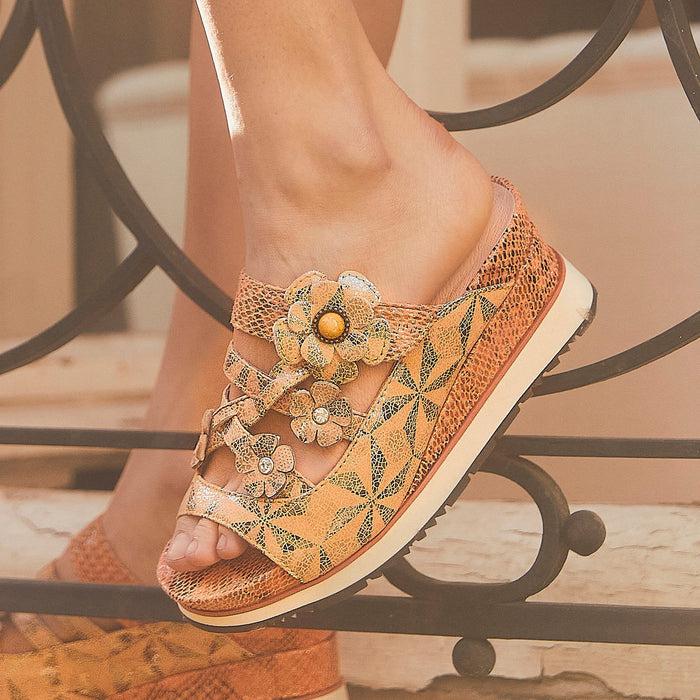 Laura Vita Mules - HECIO 16