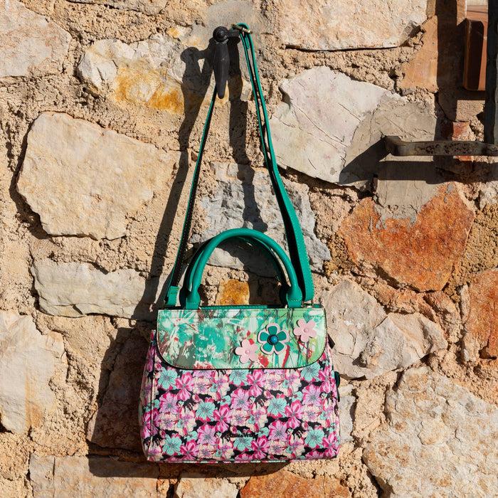 Laura Vita Sac ANTARA 06