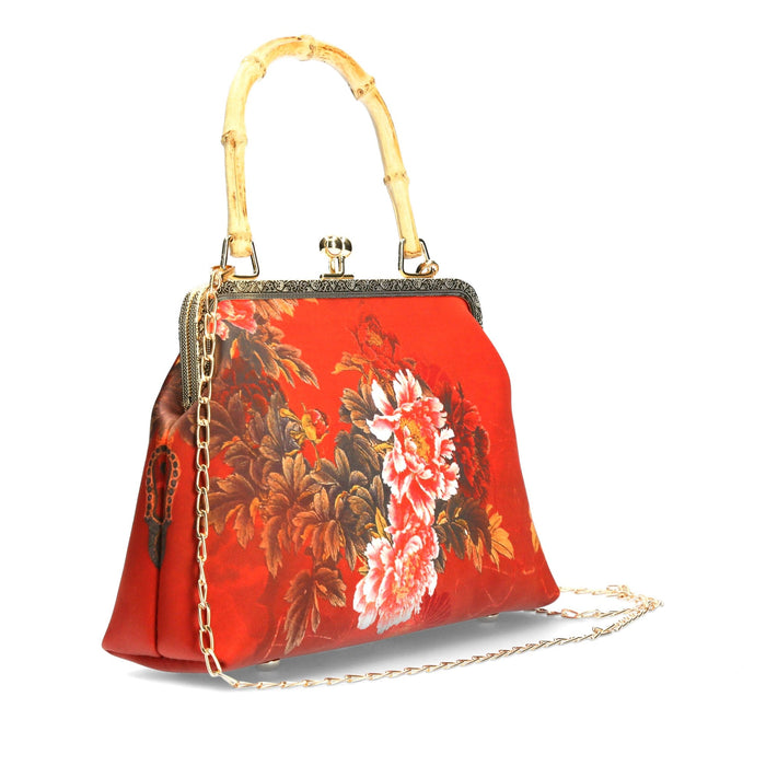 Laura Vita Sac Némésis