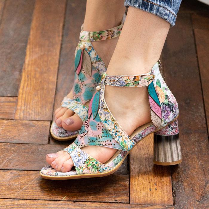 Laura Vita Sandales - GUCSTOO 041