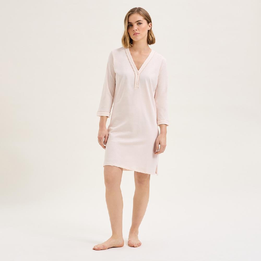 laurence tavernier Pour compléter votre chemise de nuit courte