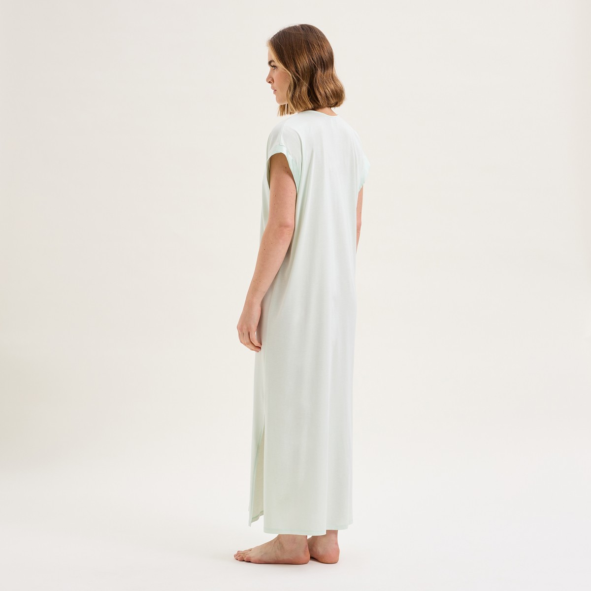 Laurence Tavernier Pour Compléter Votre Chemise De Nuit Longue