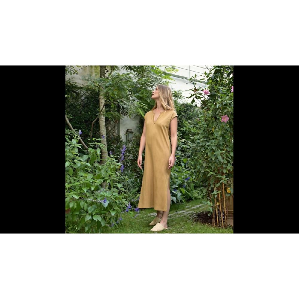Laurence Tavernier Pour Compléter Votre Robe Longue