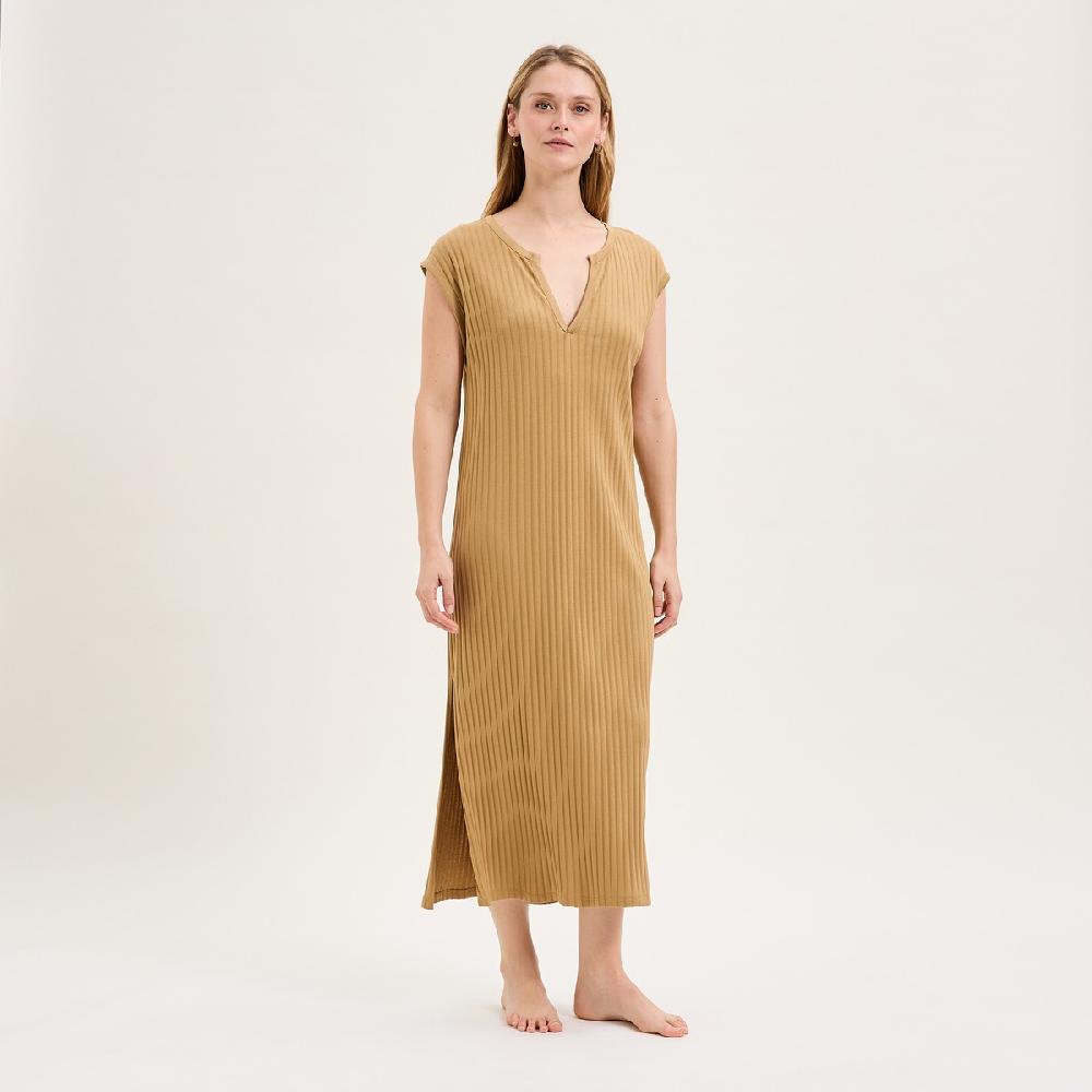 Laurence Tavernier Pour Compléter Votre Robe Longue
