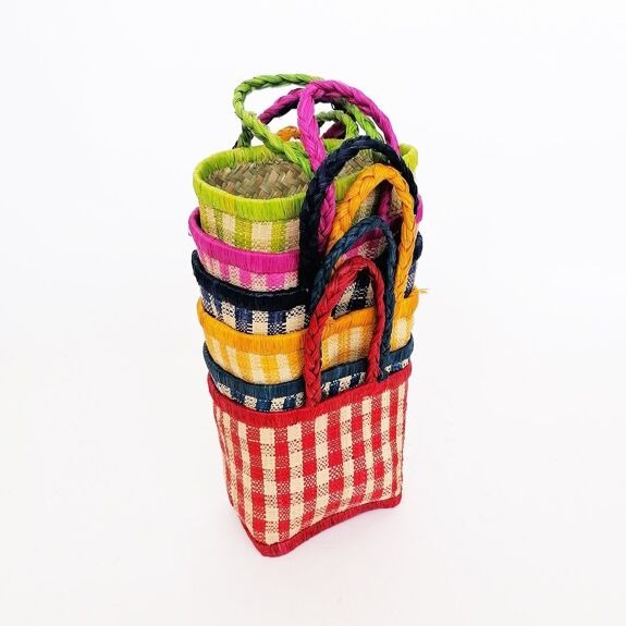 le comptoir de la plage Pack de 6 paniers enfant carreaux