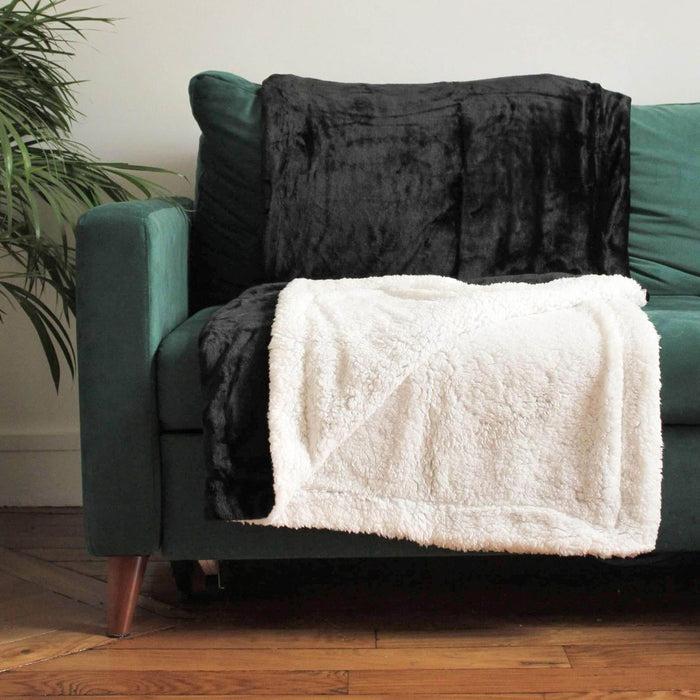 le comptoir de la plage Plaid Polaire doublé imitation Mouton Noir 130X170