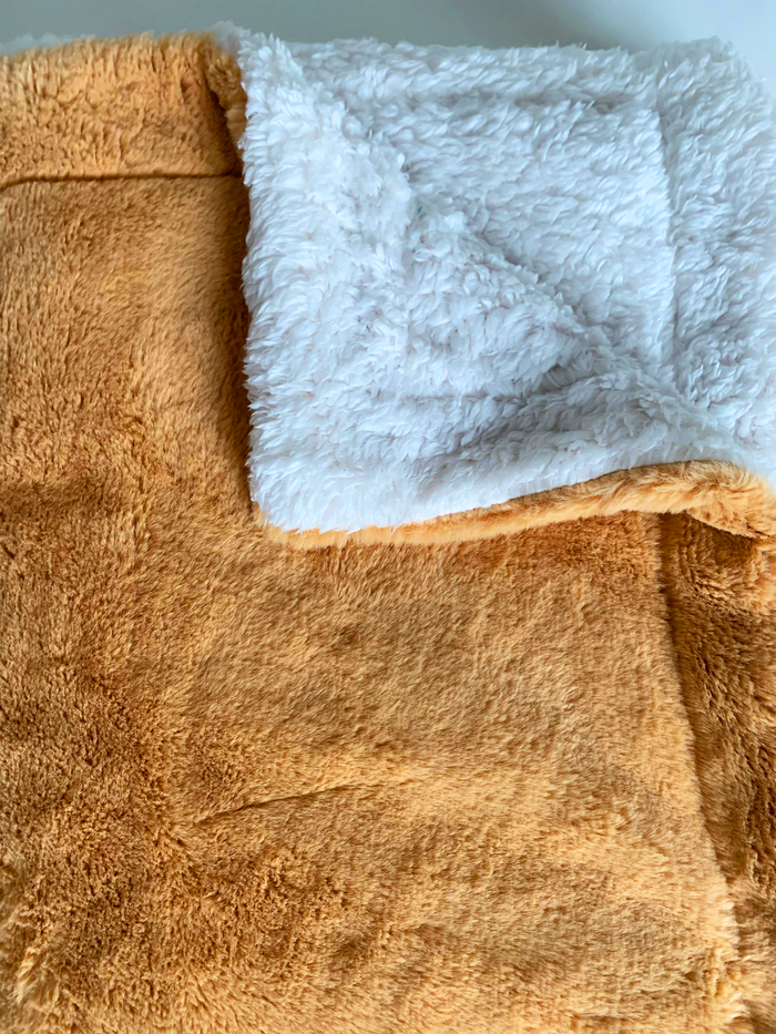 Le Comptoir De La Plage Plaid Polaire Imitation Toucher "Lapin" Camel 130X170