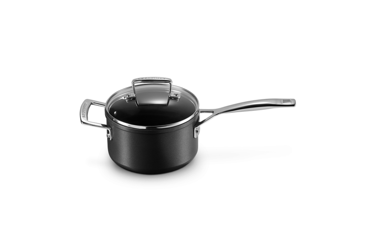 Le Creuset Casserole Anti-Adhérente Les Forgées Avec Couvercle En Verre Et Poignée D'Assistance