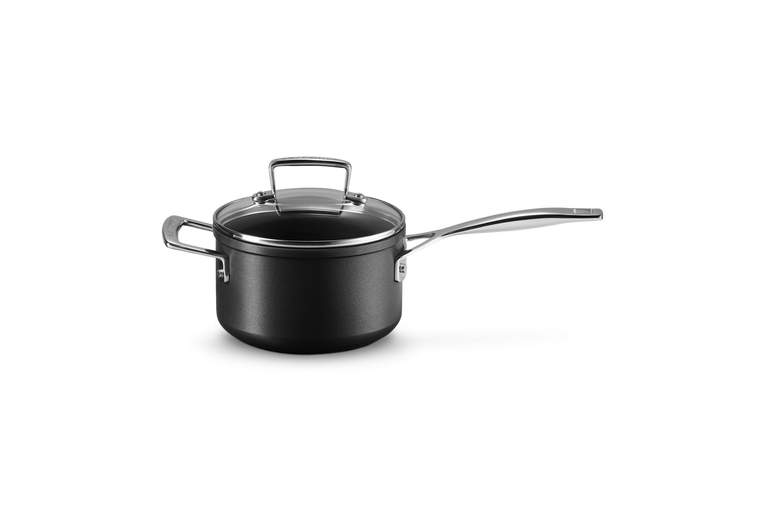 le creuset Casserole Anti-Adhérente Les Forgées avec Couvercle en Verre et Poignée d'Assistance