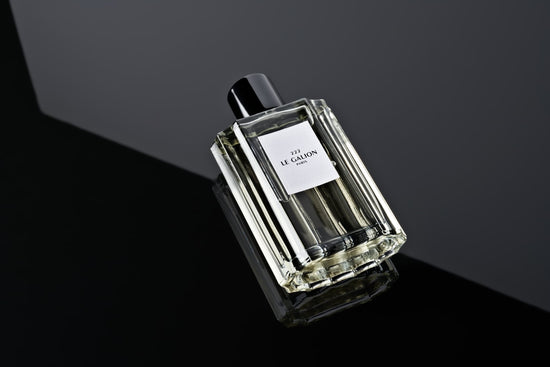 le Galion 222 An Invitation For Skin To Skin Contact Sandalwood Cream Infused With Leather