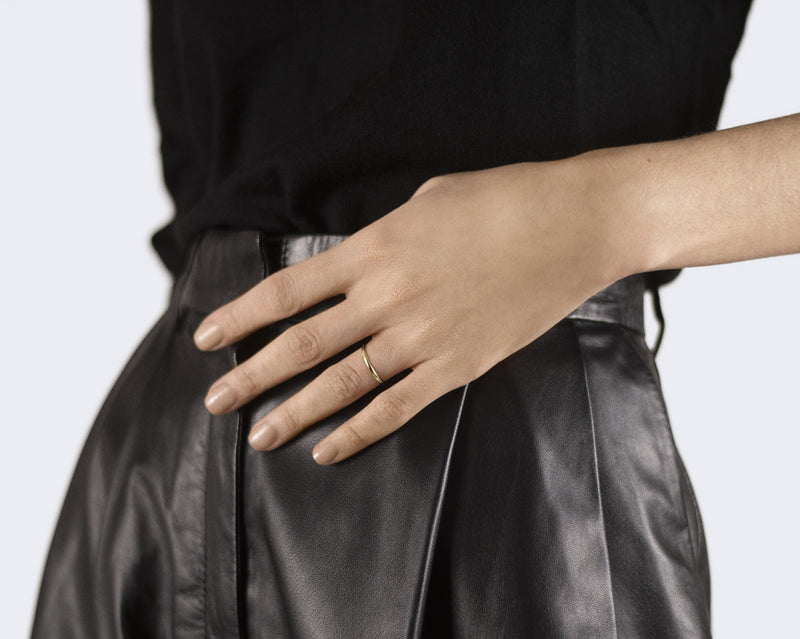 Le Gramme Bague Demi-jonc La 1g