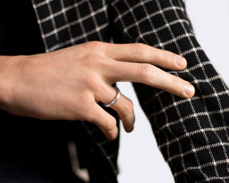 Le Gramme Bague Jonc La 9g