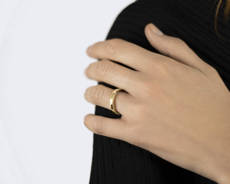 Le Gramme Bague Ruban 2mm La 5g Sertie Diamant