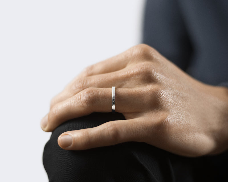 Le Gramme Bague Ruban La 3g