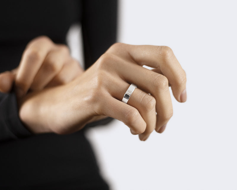 Le Gramme Bague Ruban La 7g