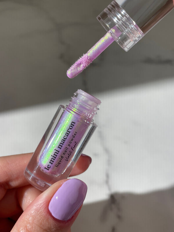 le mini macaron Violet Frost - Poudre Liquide pour les ongles