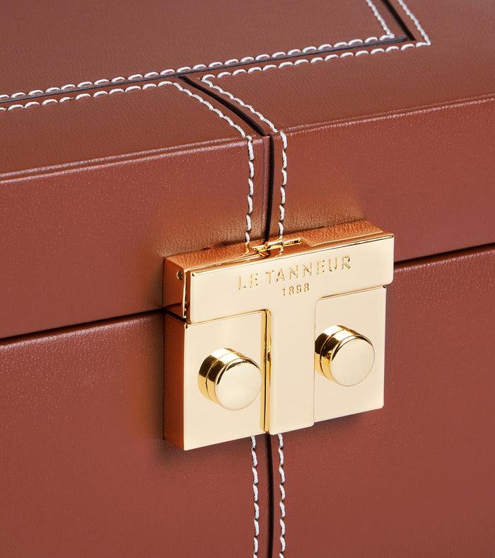 Le Tanneur Petite Boite à Bijoux Fermoir T En Cuir
