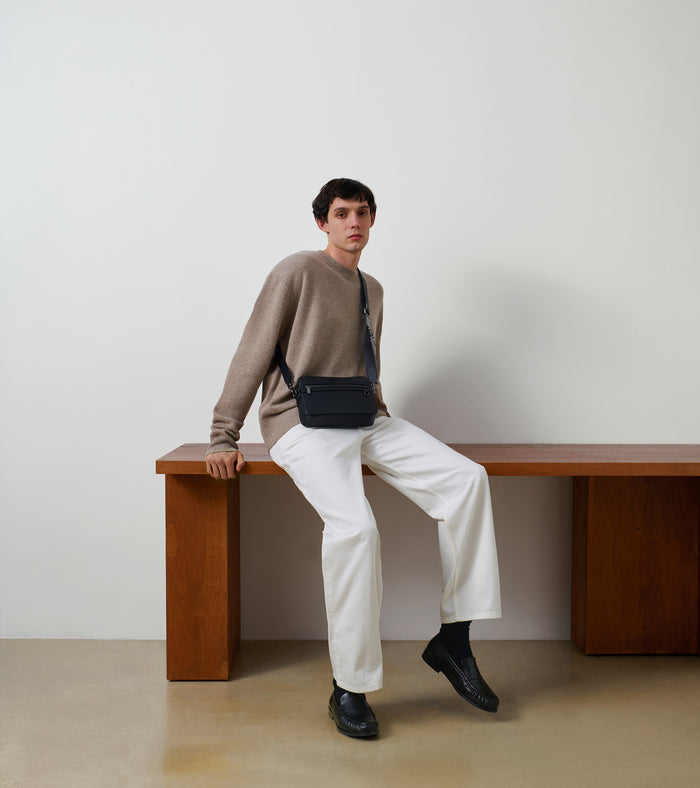 Le Tanneur Petite Sacoche En Cuir Signature T