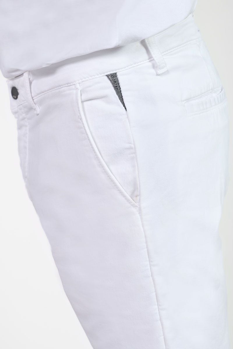 Le Temps Des Cerises Bermuda Chino Jogg Swoop Blanc