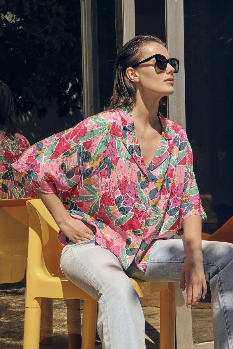 le temps des cerises Chemise Sauge fuchsia à motif fantaisie