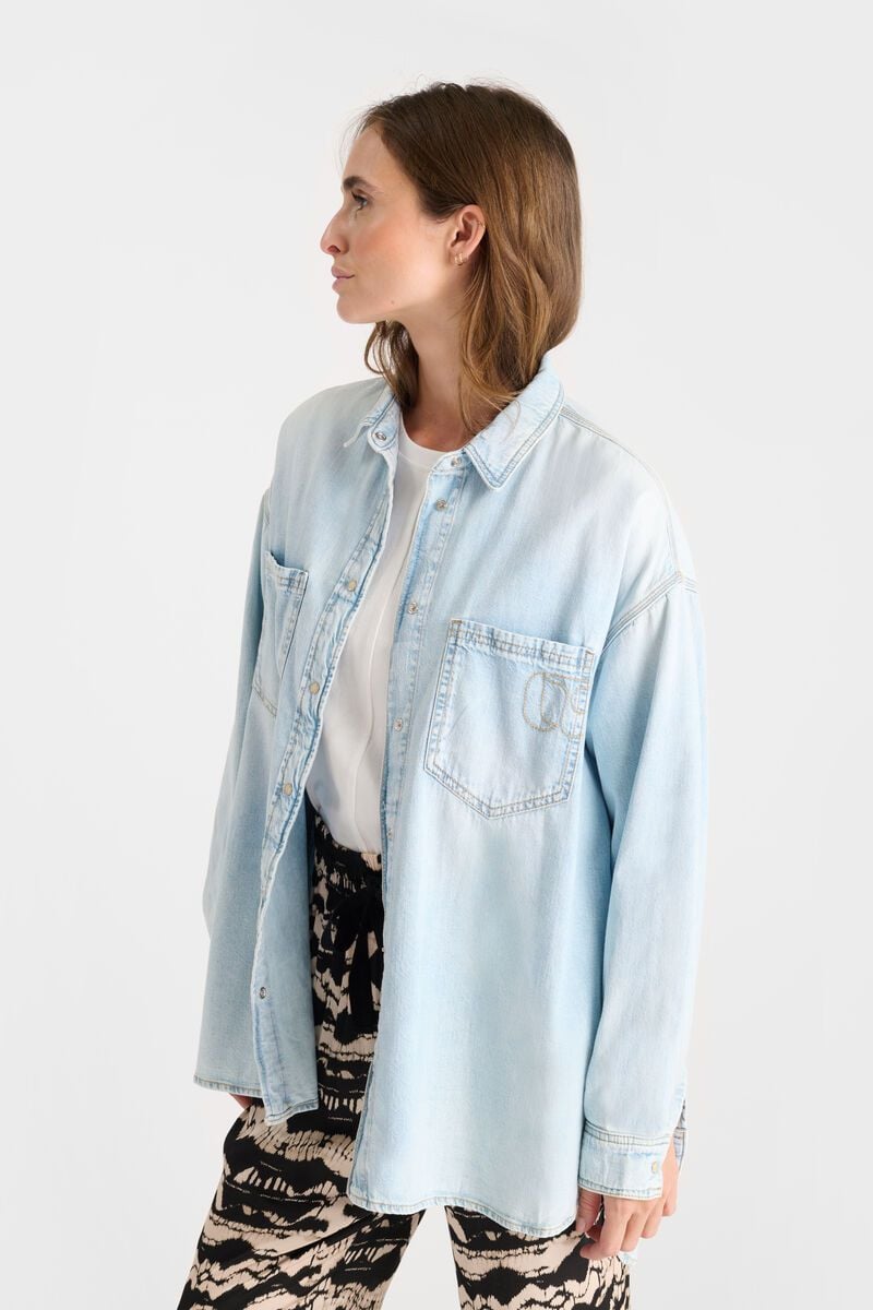 Le Temps Des Cerises Chemise Tulipe En Jeans Bleu Délavé