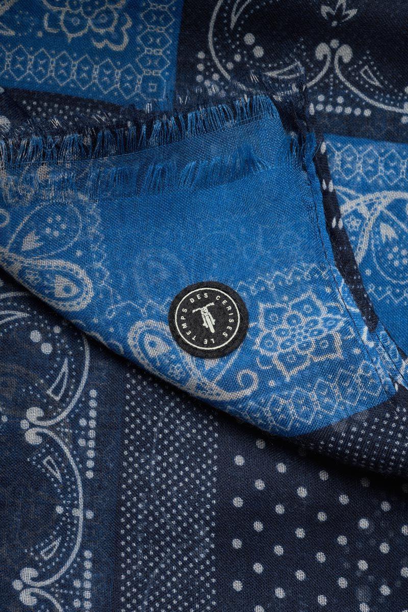 Le Temps Des Cerises Foulard Brite à Motif Cachemire Bleu