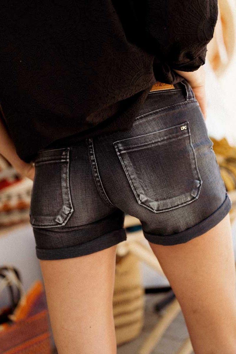 le temps des cerises Short en jeans Bloom noir