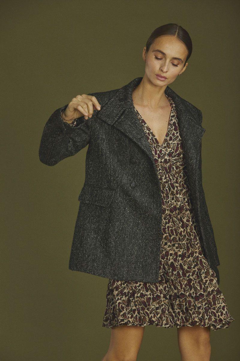 le temps des cerises Manteau Capucin en laine mélangée noire à chevrons