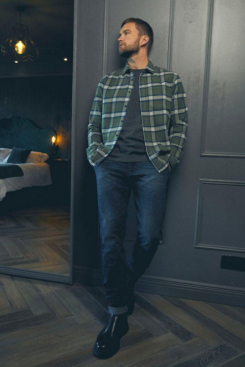 le temps des cerises Pantalon chino Dejean en jeans bleu